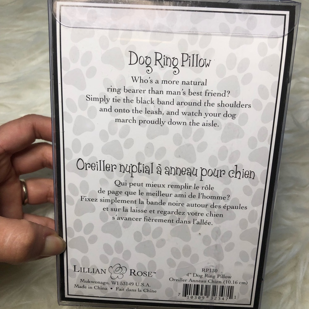 DOG 4” RING PILLOW - Picture 2 of 3